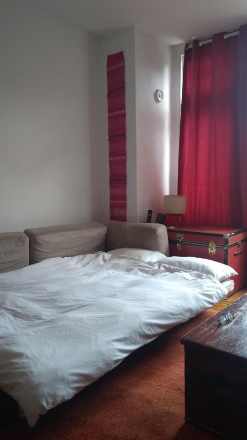 Homey, Warm & Welcoming Room. Лондон Екстериор снимка